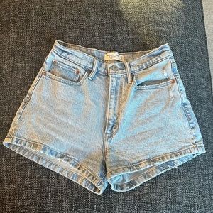 Abercrombie curve love shorts. Size 27/4